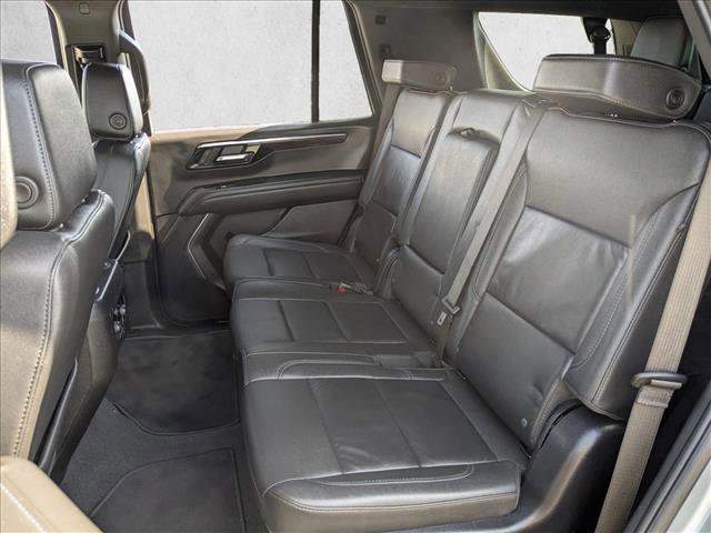Used 2025 Chevrolet Tahoe LT AWD/4WD image 19