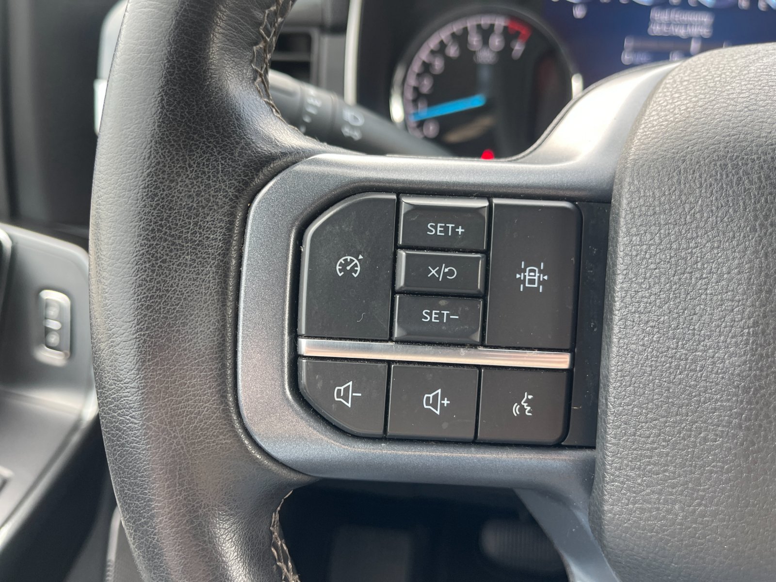 Used 2023 Ford F150 XLT w/ Equipment Group 302A High AWD/4WD image 28