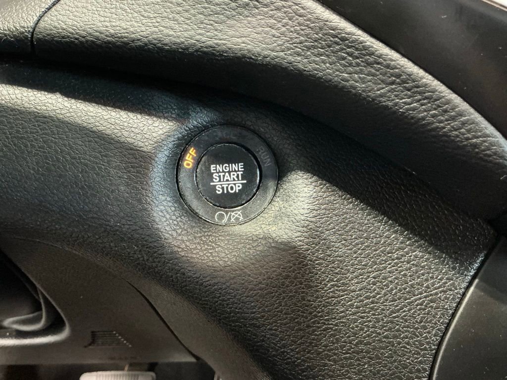 Used 2021 Jeep Cherokee Latitude Lux image 35