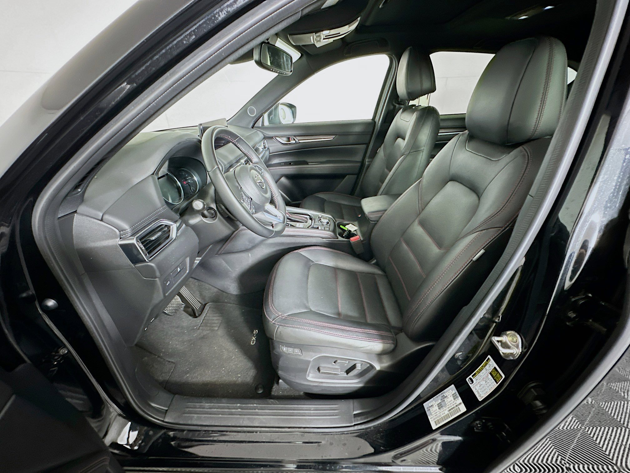 Used 2023 MAZDA CX-5 AWD 2.5 Turbo image 13