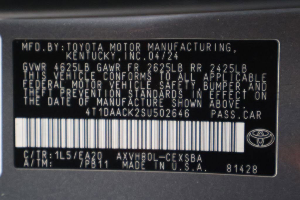 Certified 2025 Toyota Camry SE w/ Convenience Package image 17