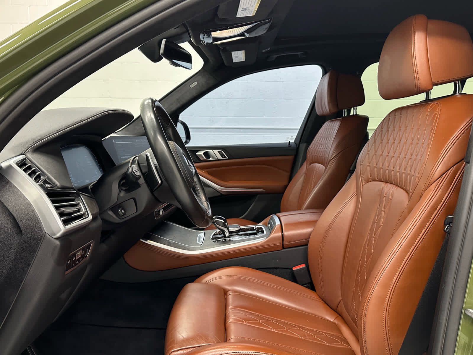 Used 2021 BMW X5 xDrive45e w/ M Sport Package image 11