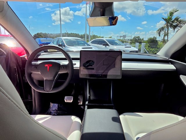 Used 2020 Tesla Model Y Long Range AWD/4WD image 27
