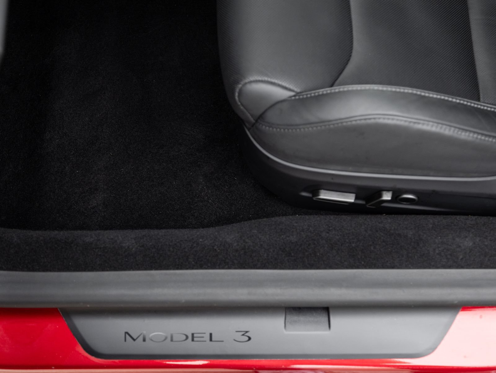 Used 2024 Tesla Model 3 Performance AWD/4WD image 19