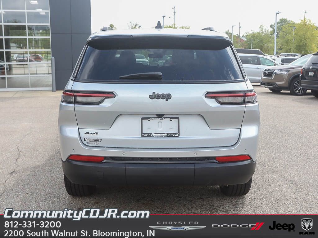 New 2025 Jeep Grand Cherokee L Altitude image 6