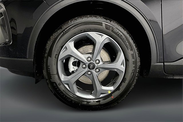 New 2026 Ford Escape ST-Line w/ Tech Pack #1 image 12