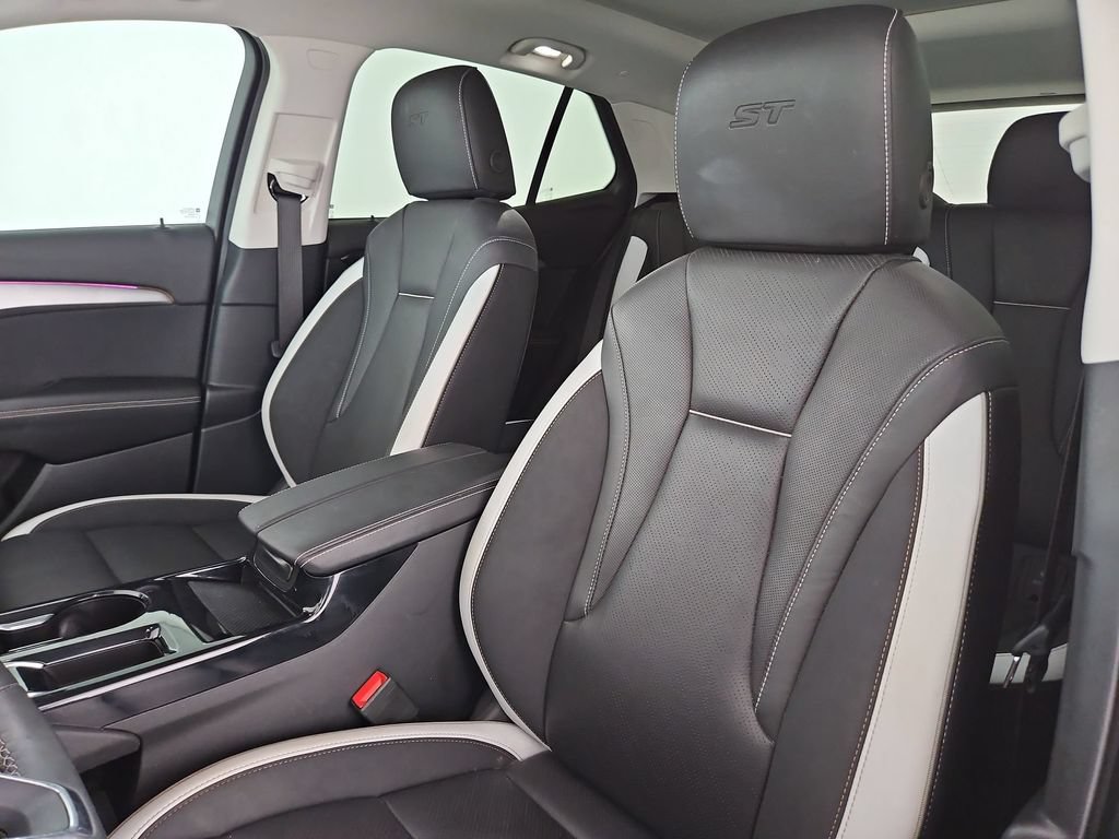 Certified 2025 Buick Envision Sport Touring AWD/4WD image 26
