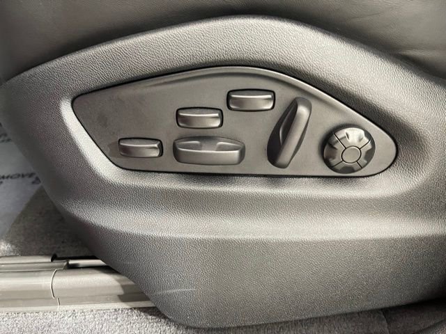 New 2025 Porsche Cayenne GTS image 35