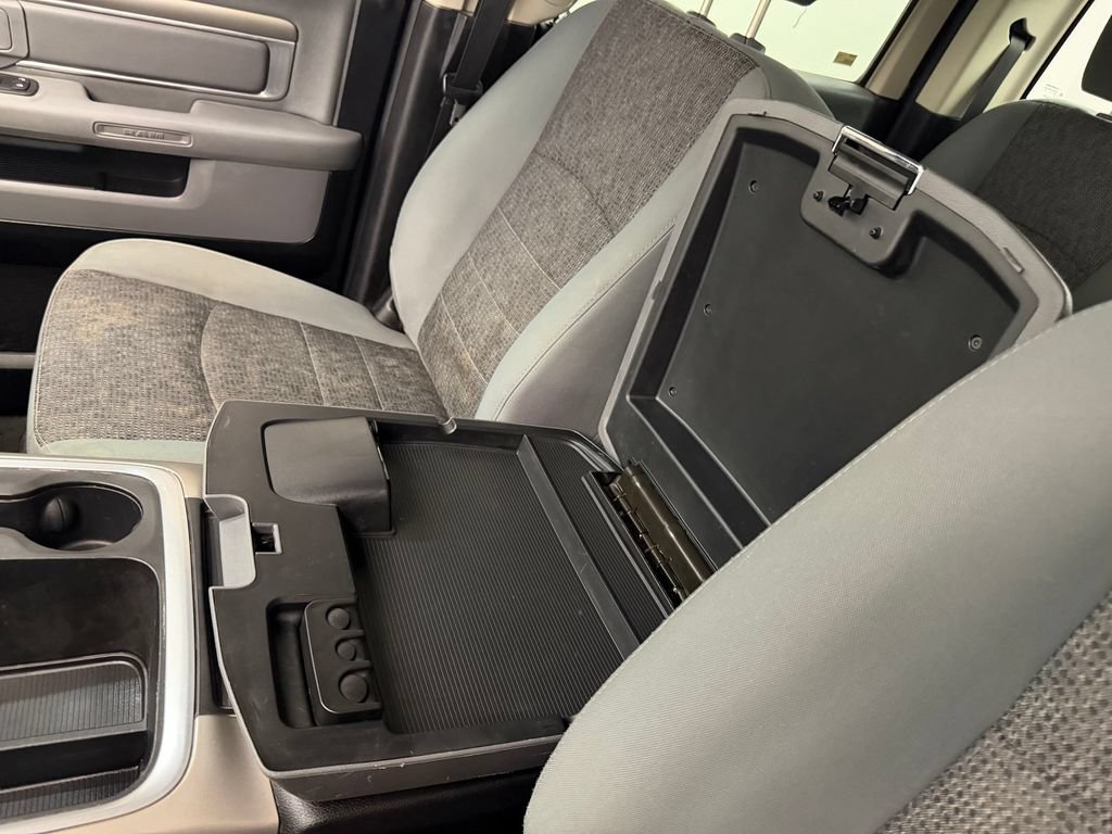 Used 2017 RAM 3500 Big Horn AWD/4WD image 30