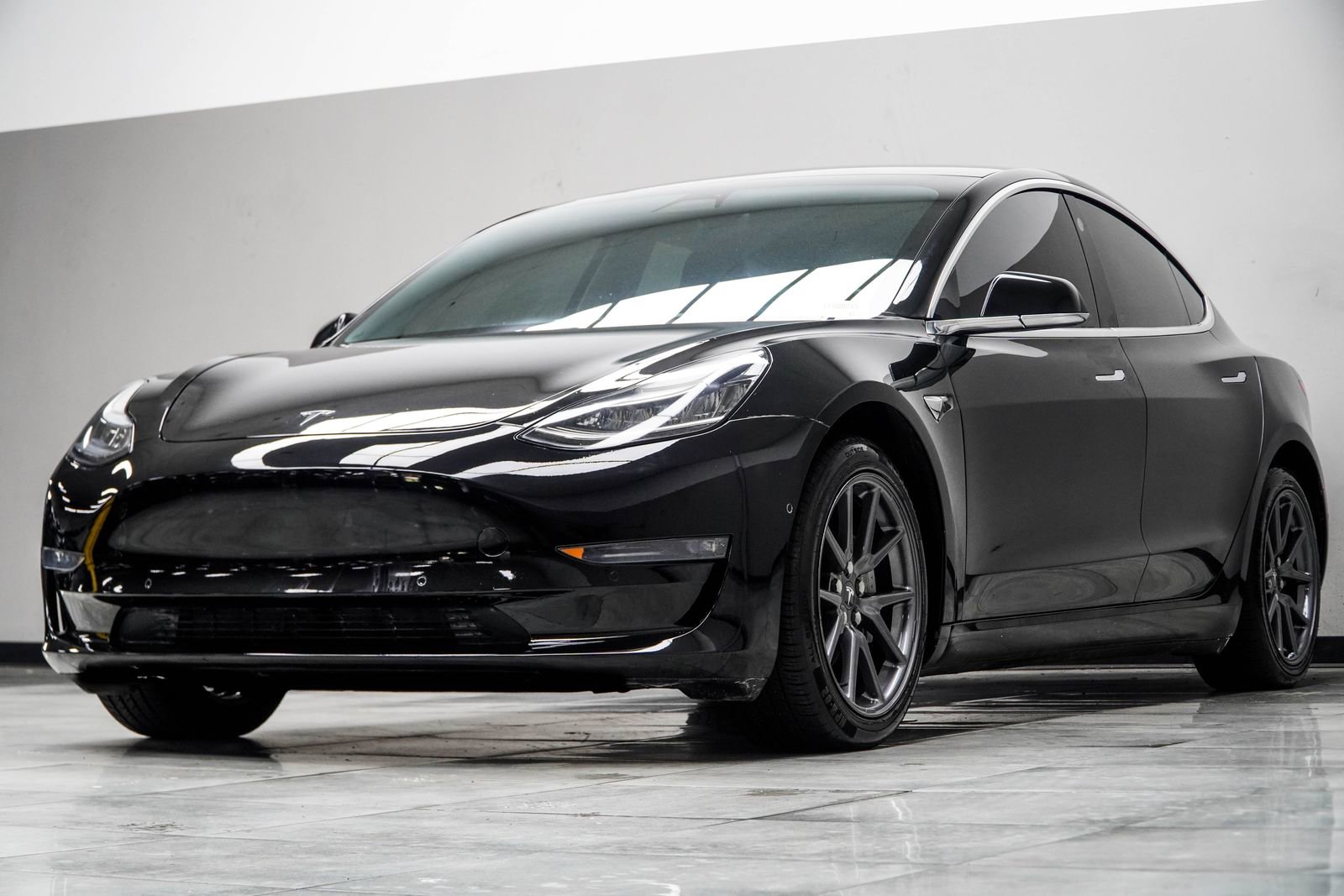 Used 2020 Tesla Model 3 Long Range AWD/4WD image 8