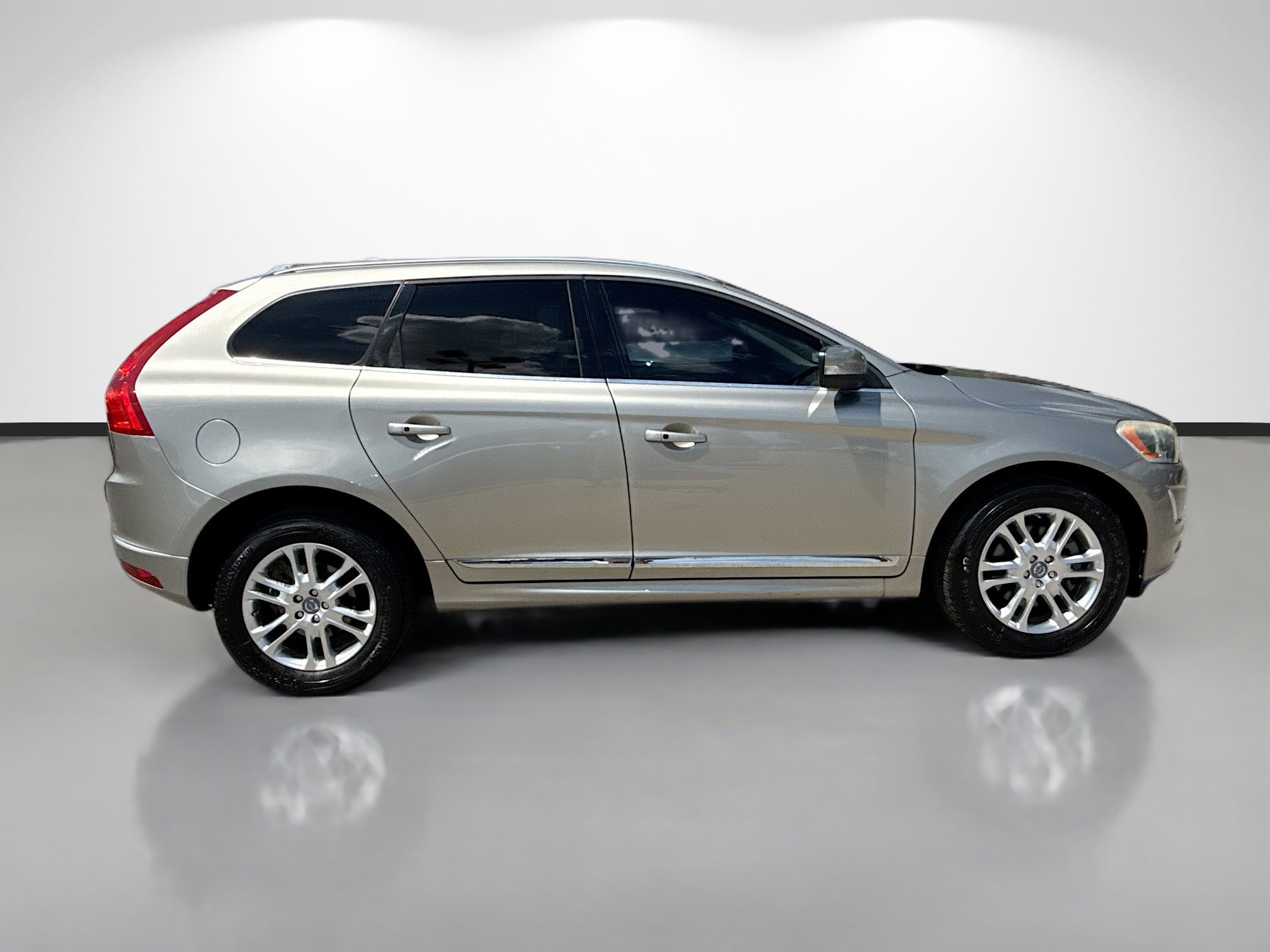 Used 2014 Volvo XC60 3.2 FWD image 2