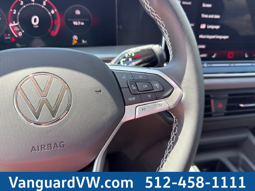 New 2026 Volkswagen Tiguan SE FWD image 18