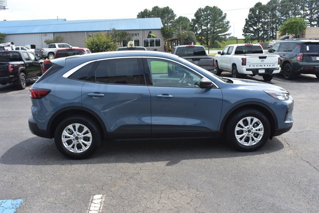 Used 2023 Ford Escape Active w/ Tech Pack #1 AWD/4WD image 4