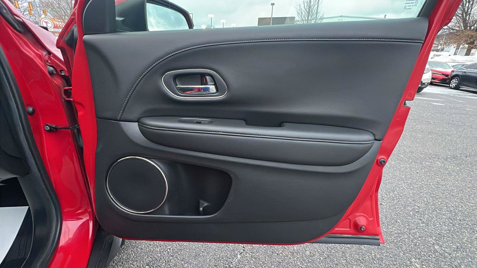 Used 2019 Honda HR-V EX-L image 12