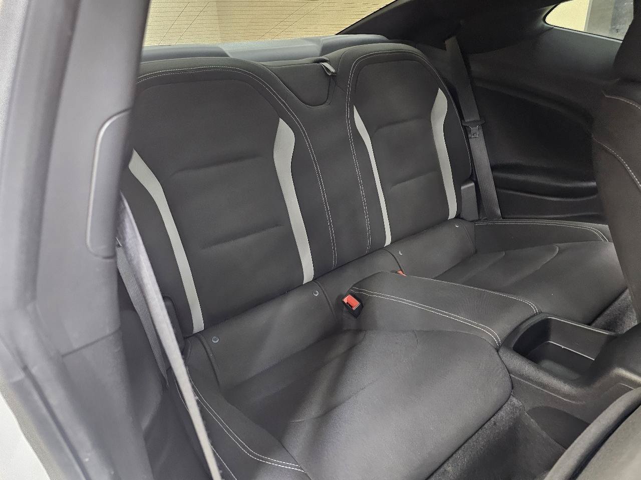 Used 2019 Chevrolet Camaro SS RWD image 21