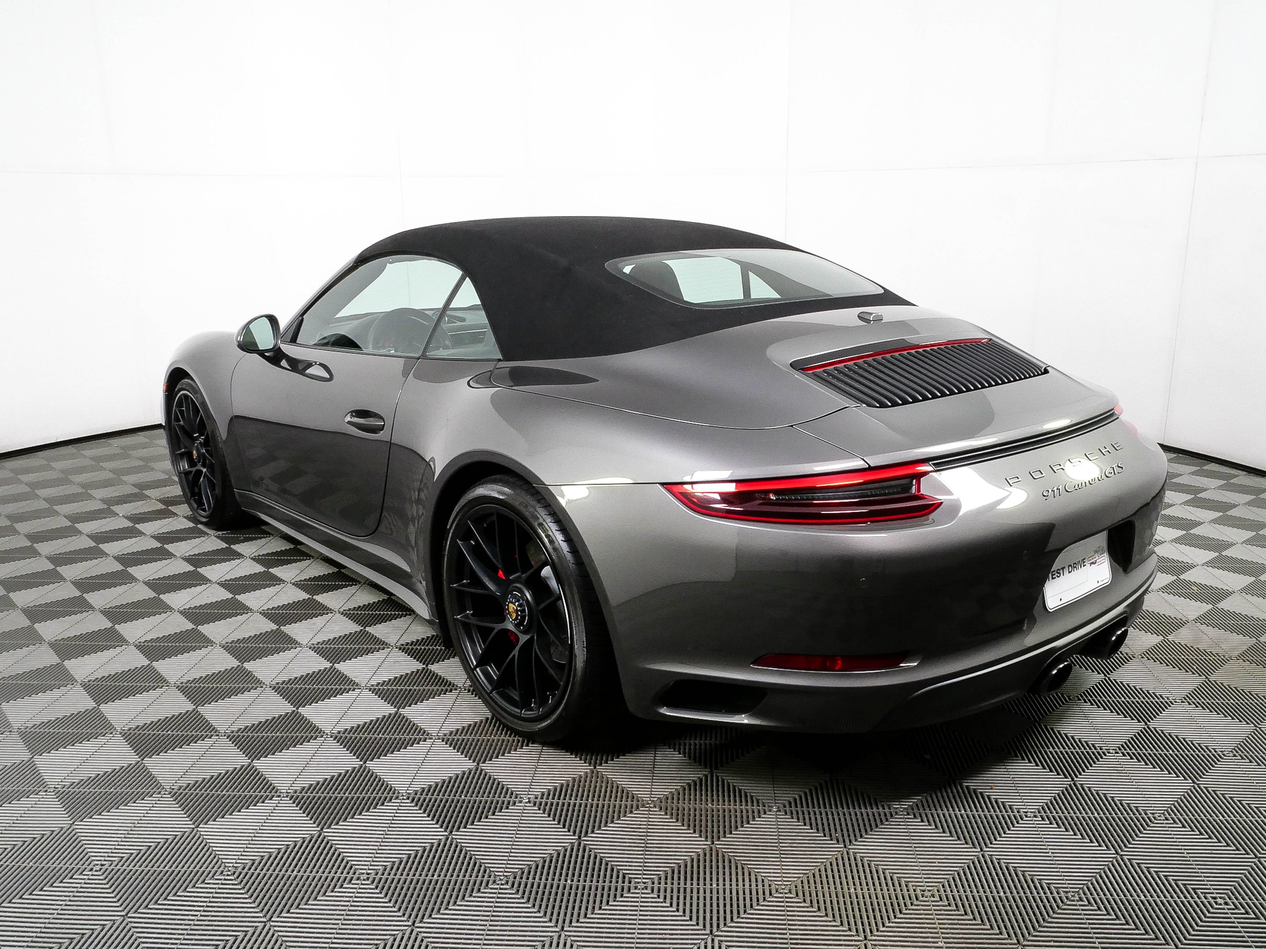 Certified 2018 Porsche 911 Carrera GTS RWD image 3