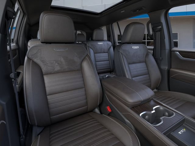New 2026 GMC Acadia Denali Ultimate w/ LPO, Floor Liner Package AWD/4WD image 16