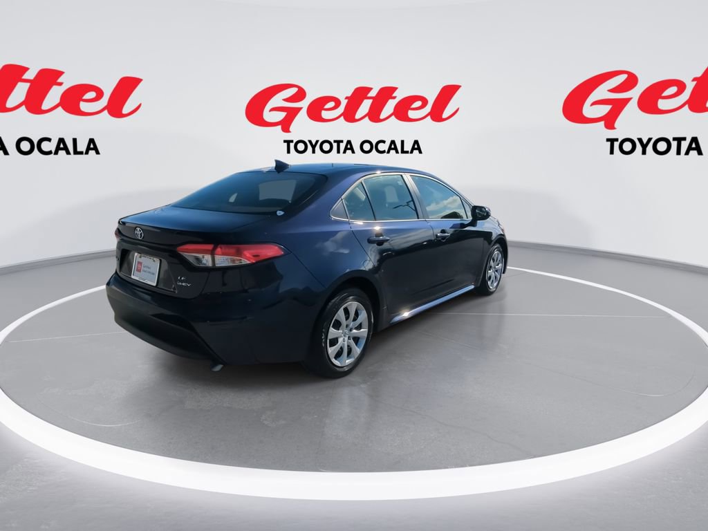 Used 2025 Toyota Corolla LE image 8