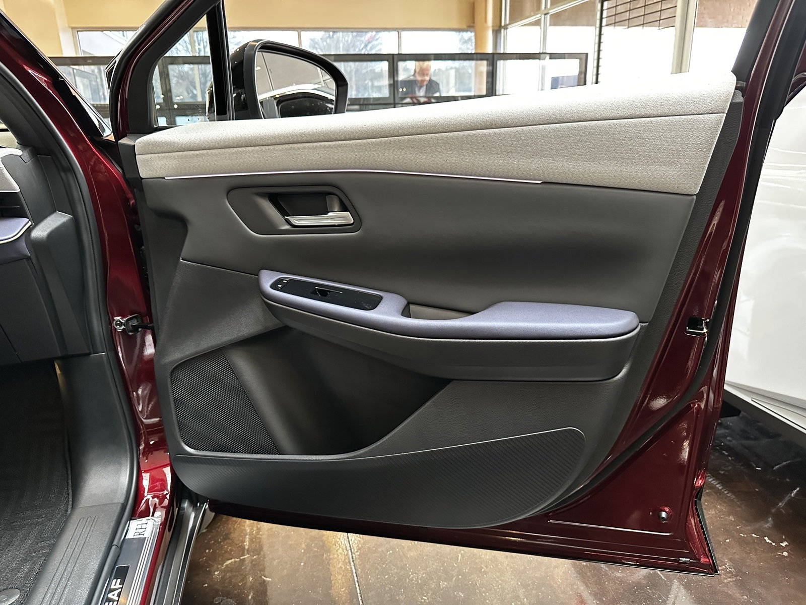 New 2026 Nissan Leaf Platinum+ w/ Illuminated Package image 12