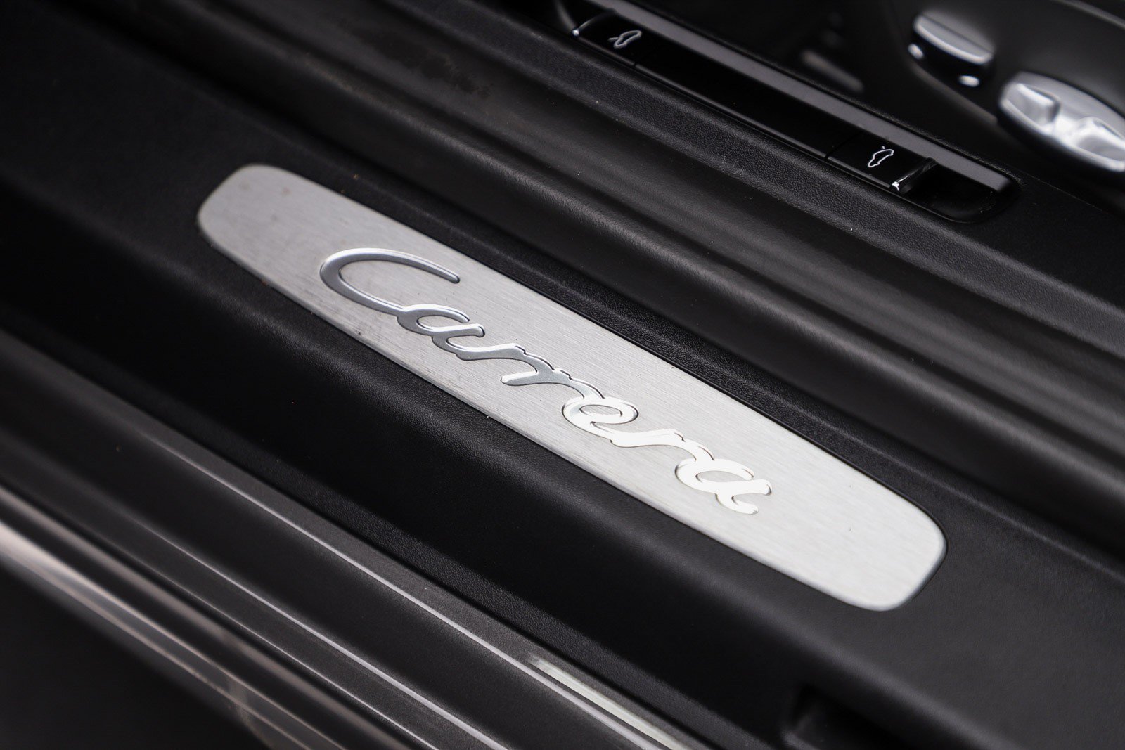 Used 2019 Porsche 911 Carrera image 34