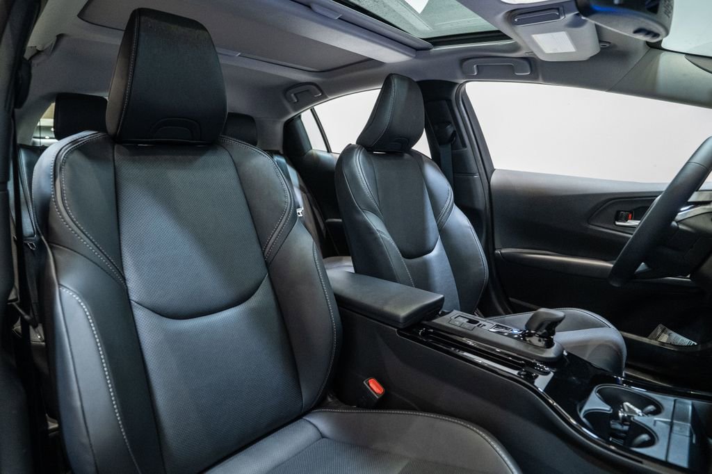 New 2026 Toyota Prius Plug-In Hybrid image 13
