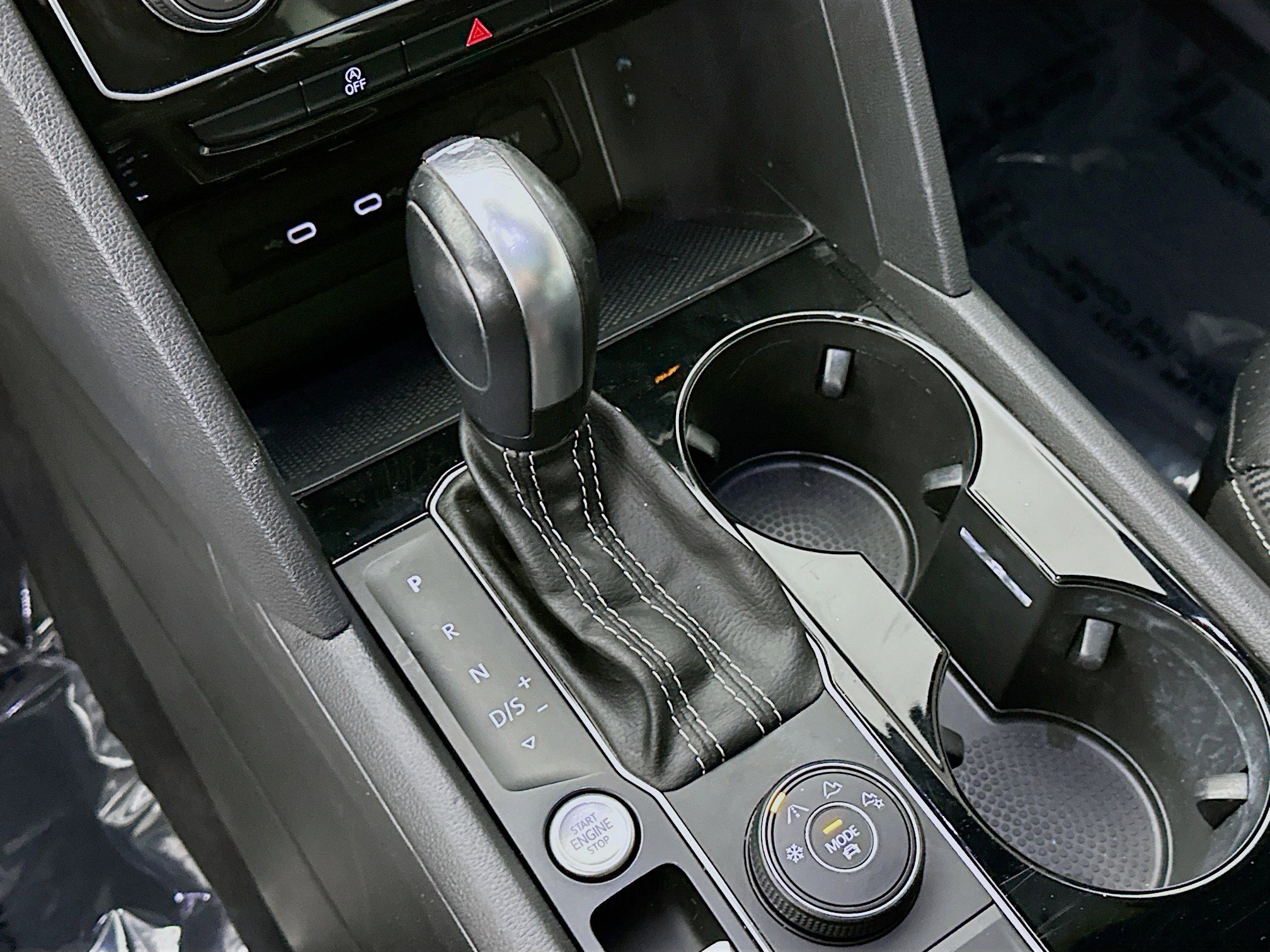 Used 2021 Volkswagen Atlas Cross Sport SEL w/ Cross Sport MDO Package image 17