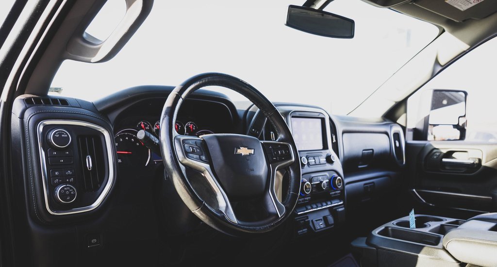 Used 2020 Chevrolet Silverado 2500 LT w/ All Star Edition image 2