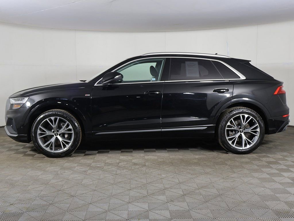 Used 2023 Audi Q8 Prestige w/ Prestige Package image 19