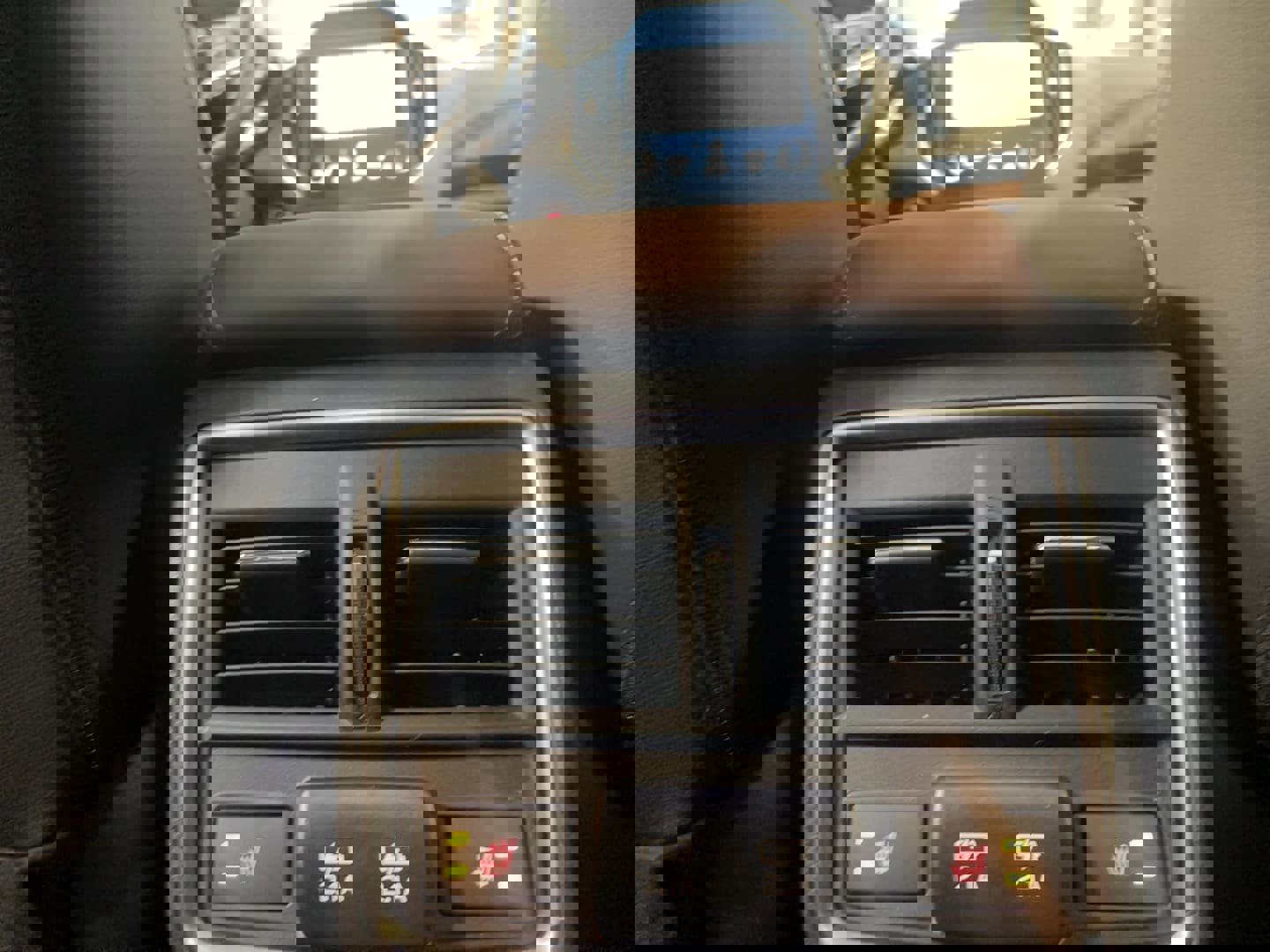 Used 2024 Subaru Forester Touring image 8