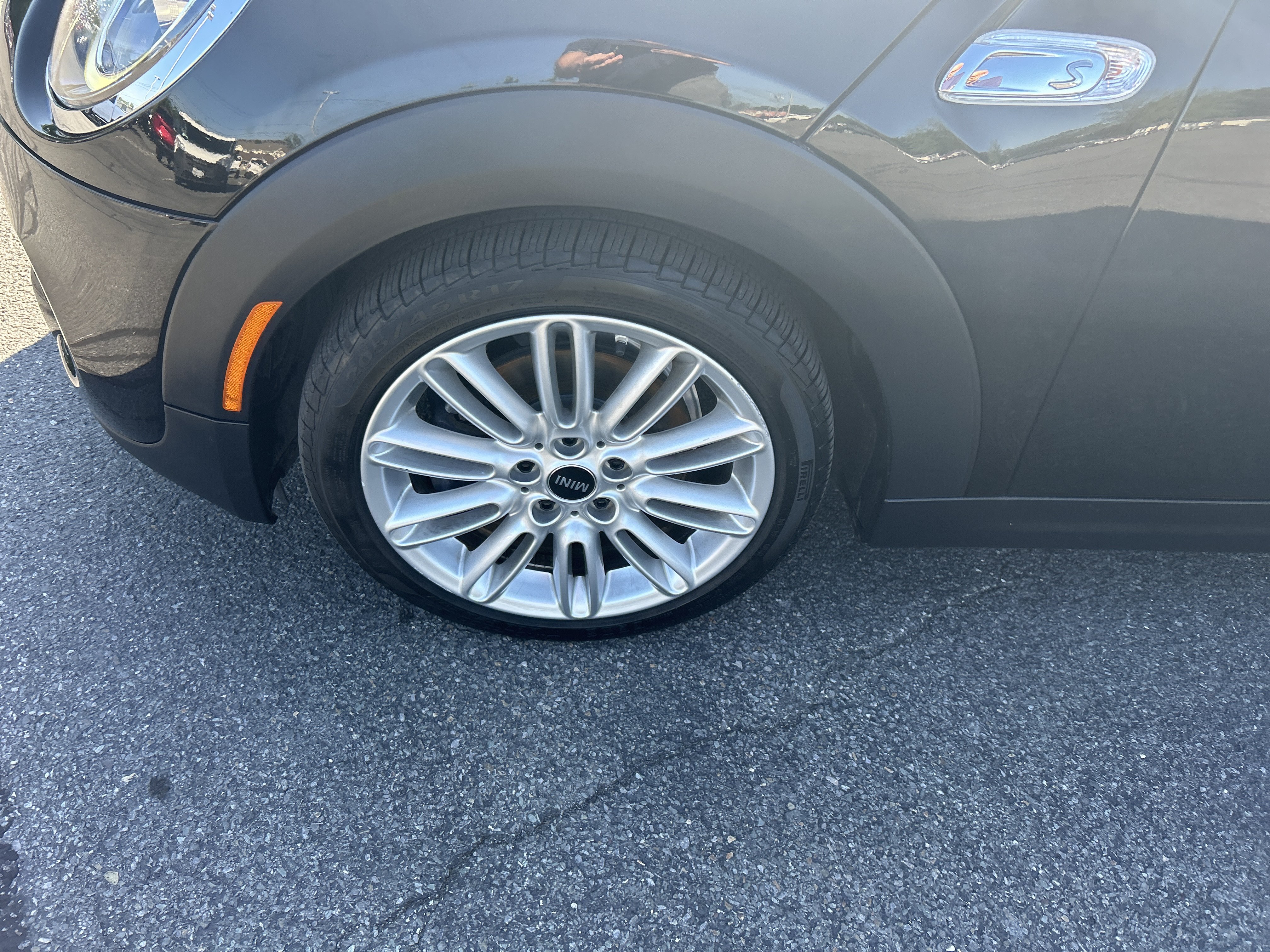 Used 2019 MINI Cooper S w/ Signature Upholstery Package FWD image 4