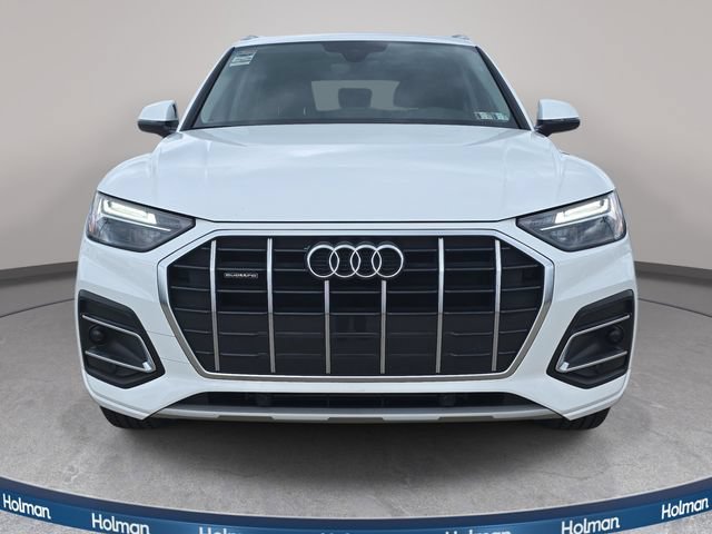 Used 2023 Audi Q5 2.0T Premium w/ Convenience Package AWD/4WD image 3