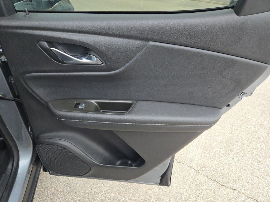 Used 2023 Chevrolet Blazer LT w/ Driver Confidence Package image 10