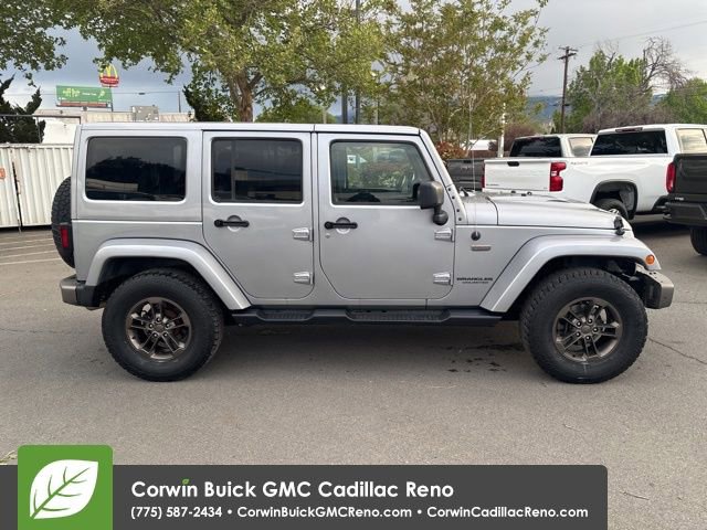 Used 2017 Jeep Wrangler Unlimited Sahara AWD/4WD image 7