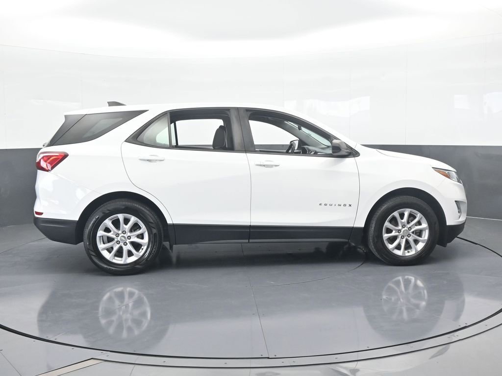 Used 2021 Chevrolet Equinox LS image 7