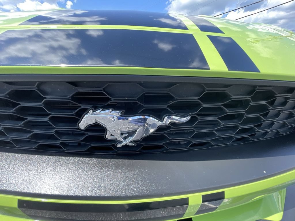 Used 2020 Ford Mustang Premium RWD image 30