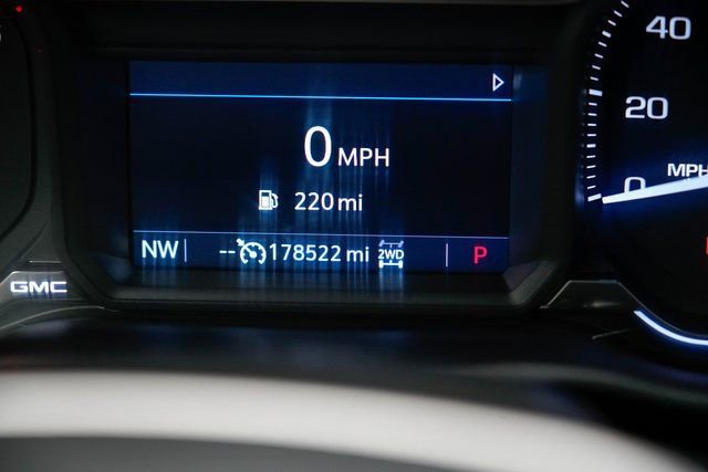 Used 2022 GMC Sierra 1500 SLE image 33