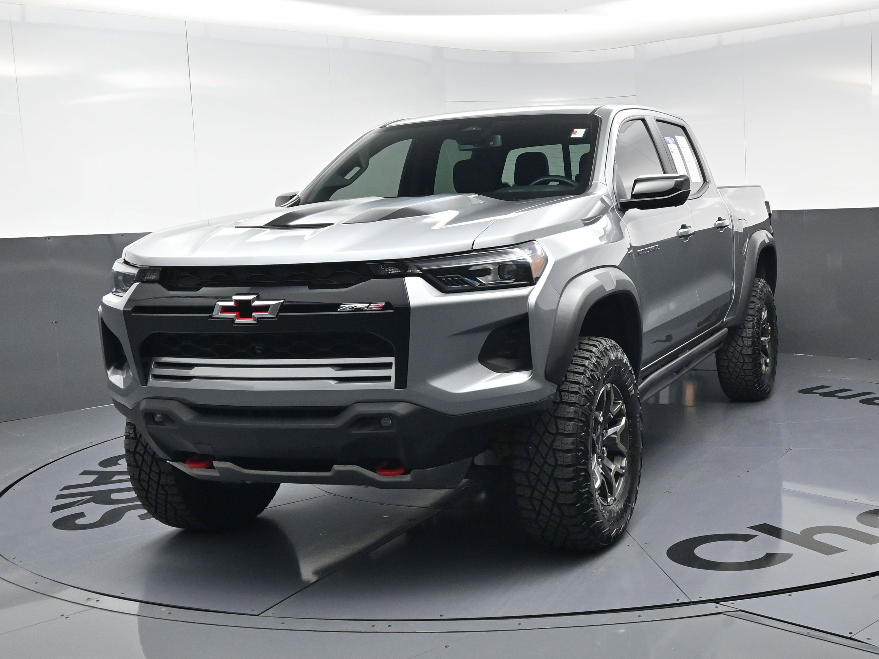 Used 2024 Chevrolet Colorado ZR2 w/ Technology Package image 11