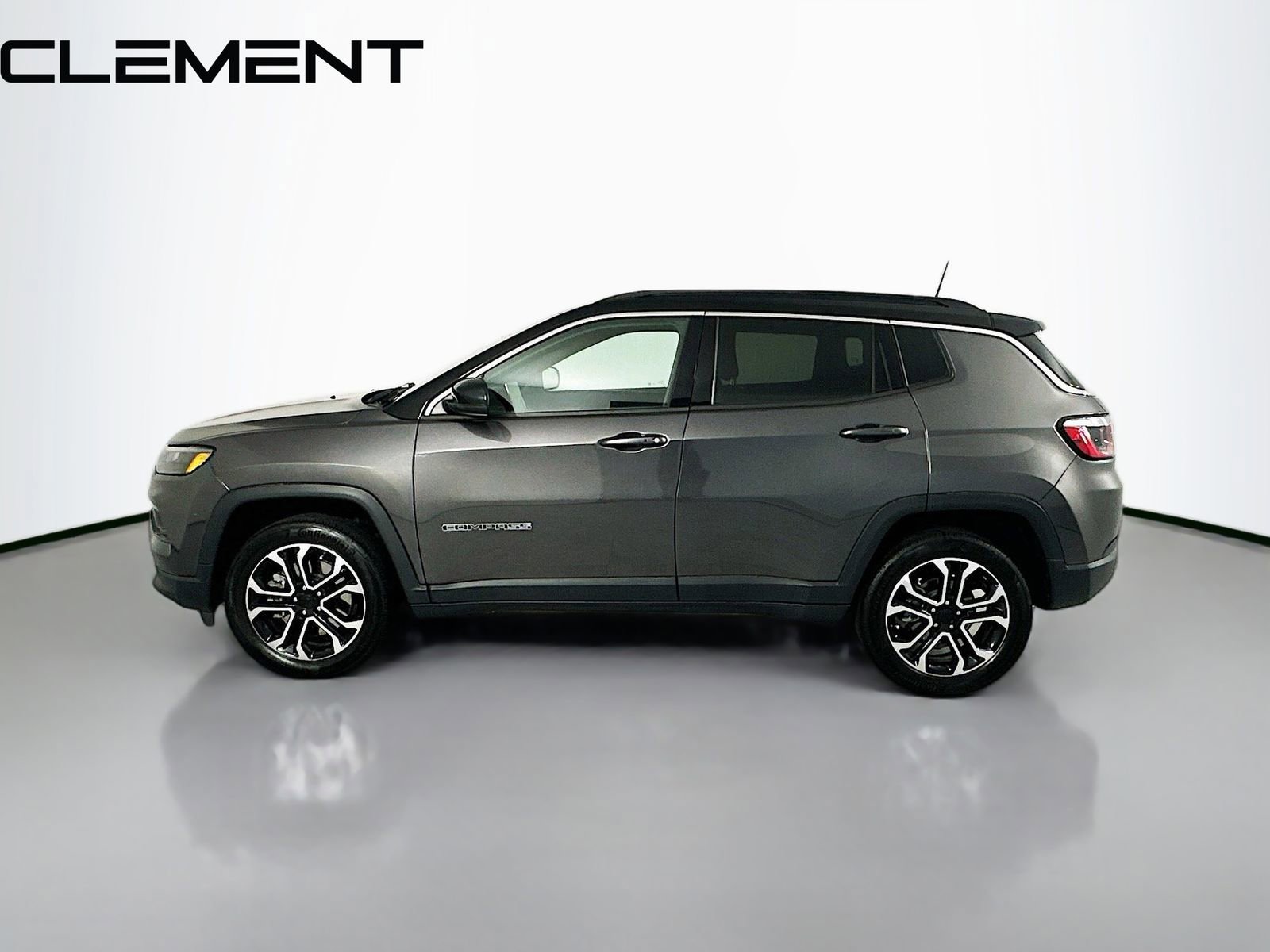 Used 2023 Jeep Compass Limited image 6
