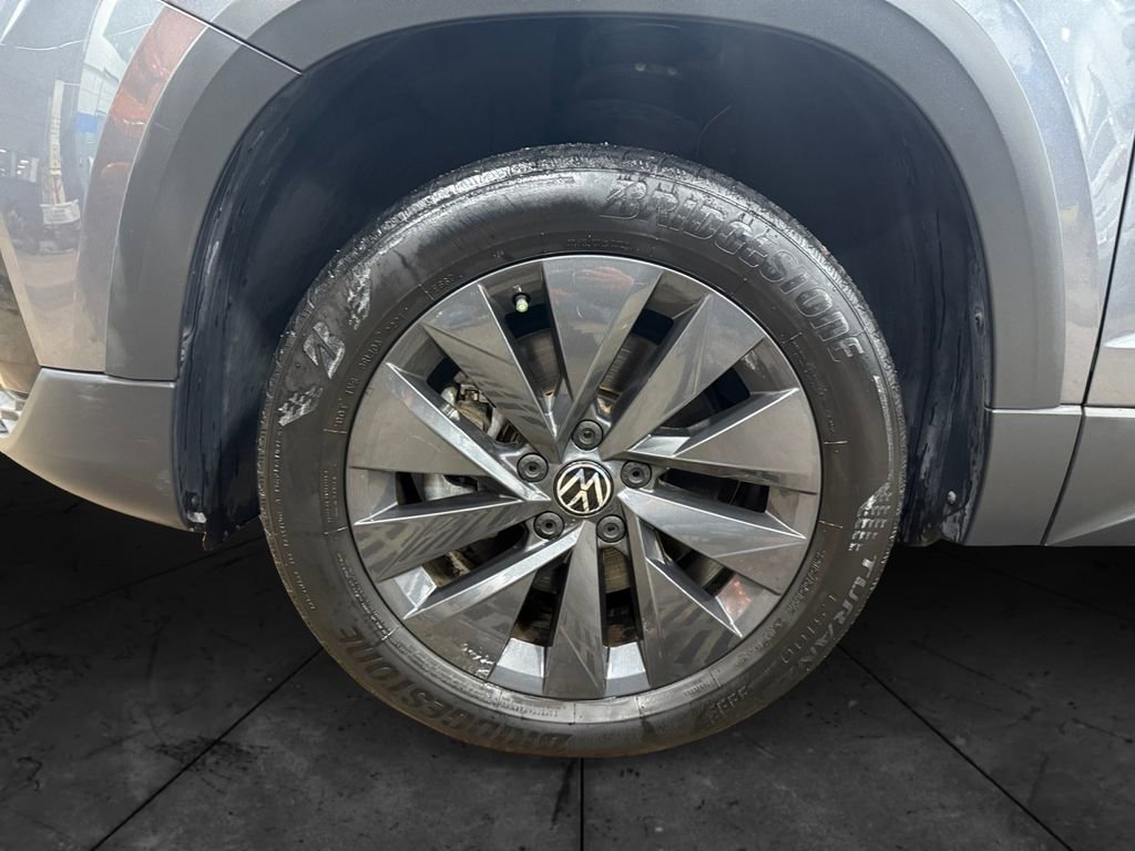 Used 2022 Volkswagen Taos S image 14