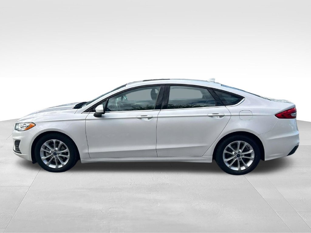 Used 2020 Ford Fusion SE FWD image 8