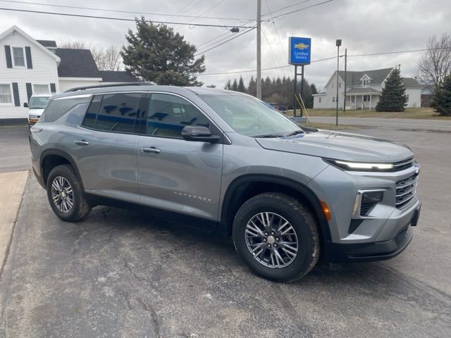 New 2026 Chevrolet Traverse LT w/ LPO, Floor Liner Package image 5