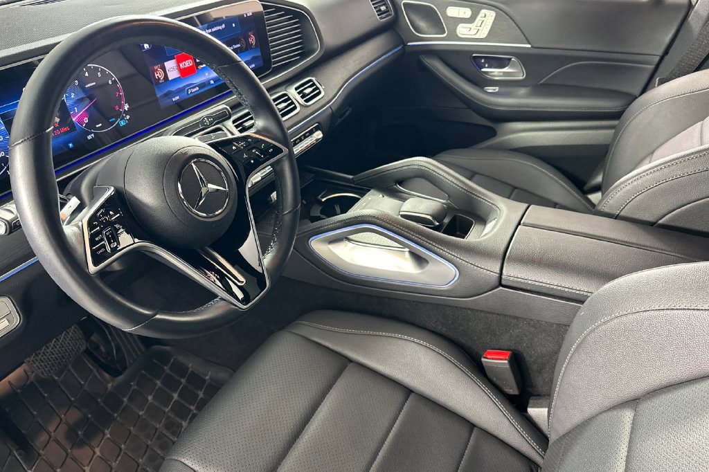 Certified 2025 Mercedes-Benz GLE 350 4MATIC image 11