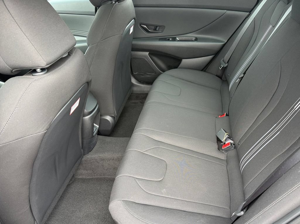 New 2026 Hyundai Elantra Sport FWD image 11