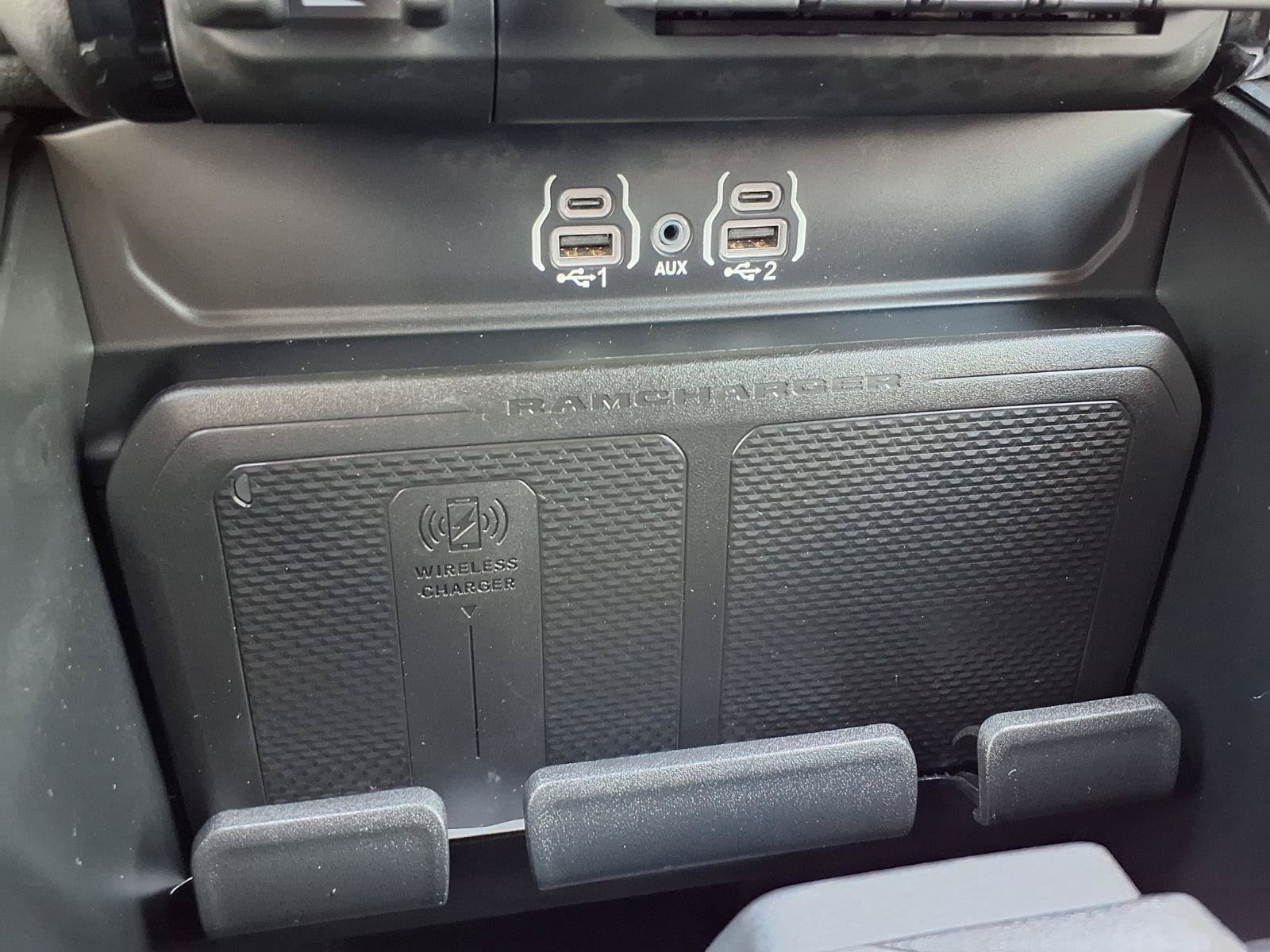 Used 2025 RAM 1500 Laramie w/ Laramie Southwest Edition AWD/4WD image 10