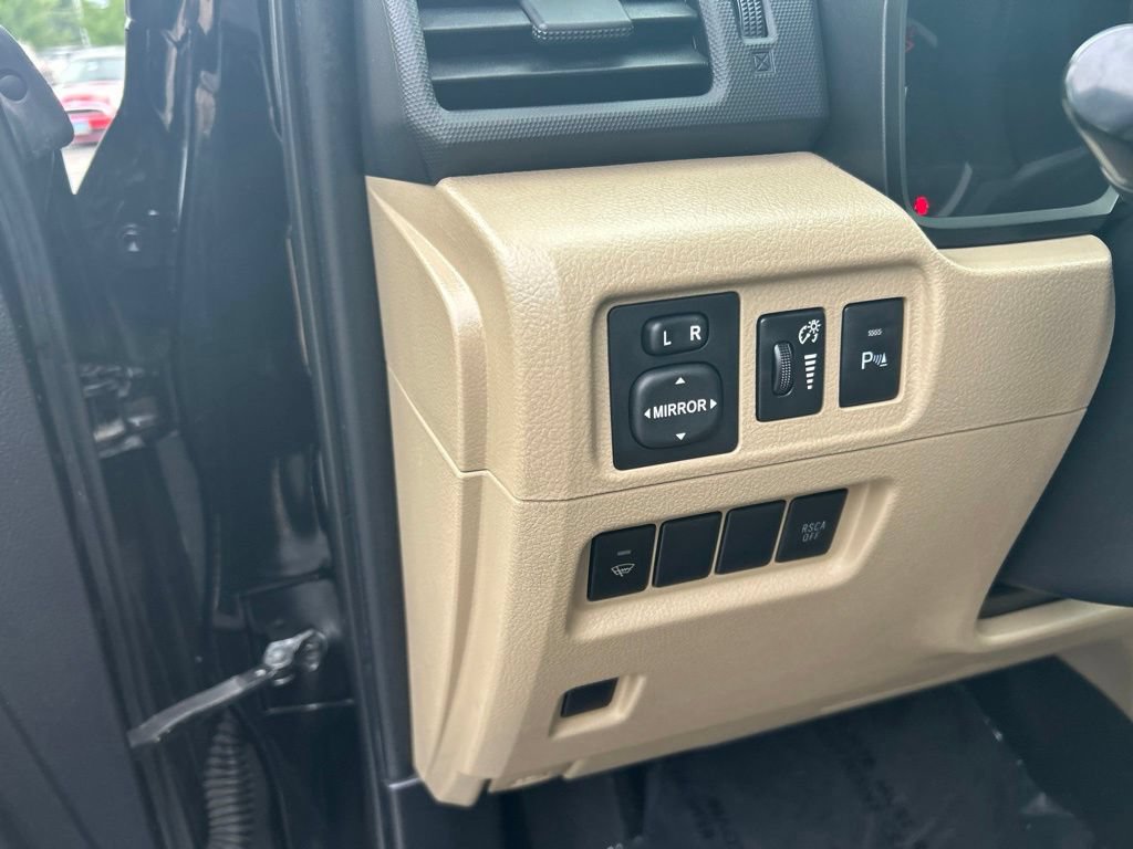 Used 2011 Toyota 4Runner SR5 AWD/4WD image 26