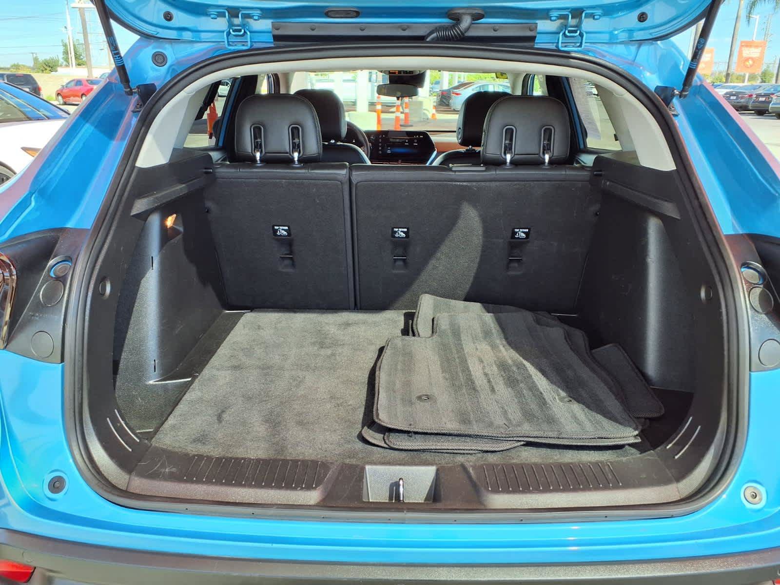 Used 2025 Chevrolet Trax LT w/ Driver Confidence Package FWD image 9