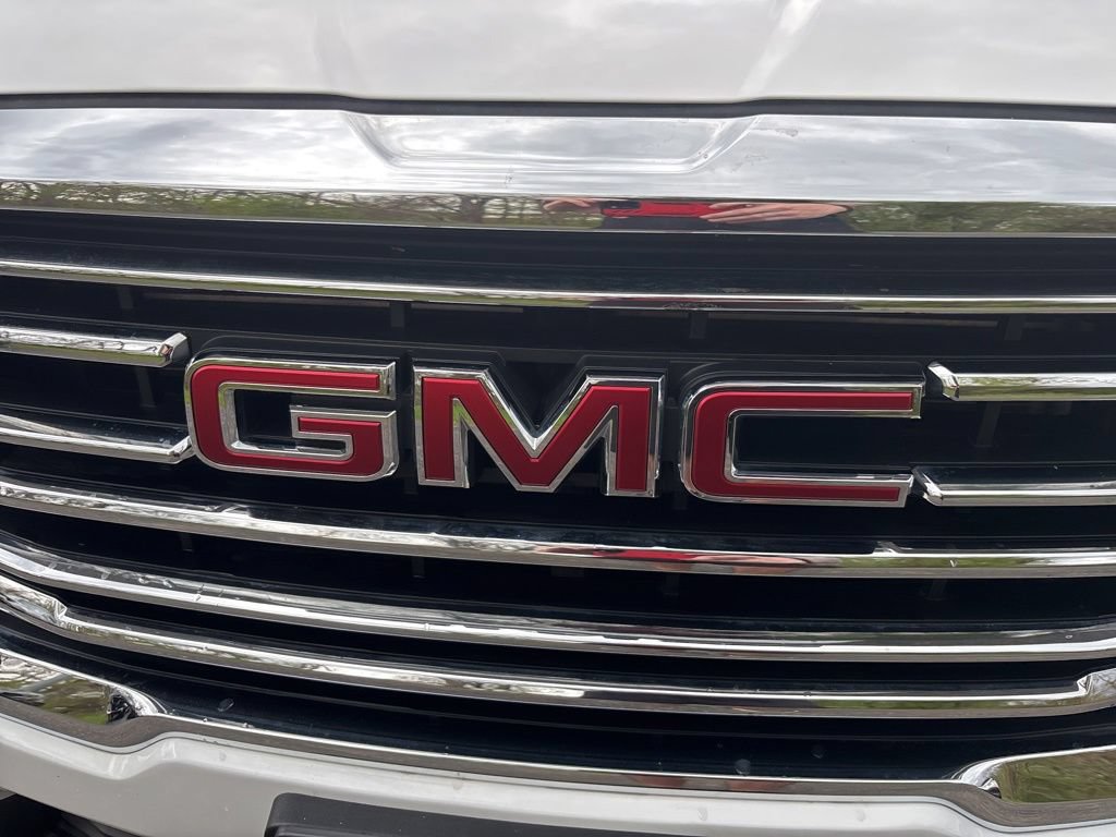 Used 2023 GMC Terrain SLT FWD image 13