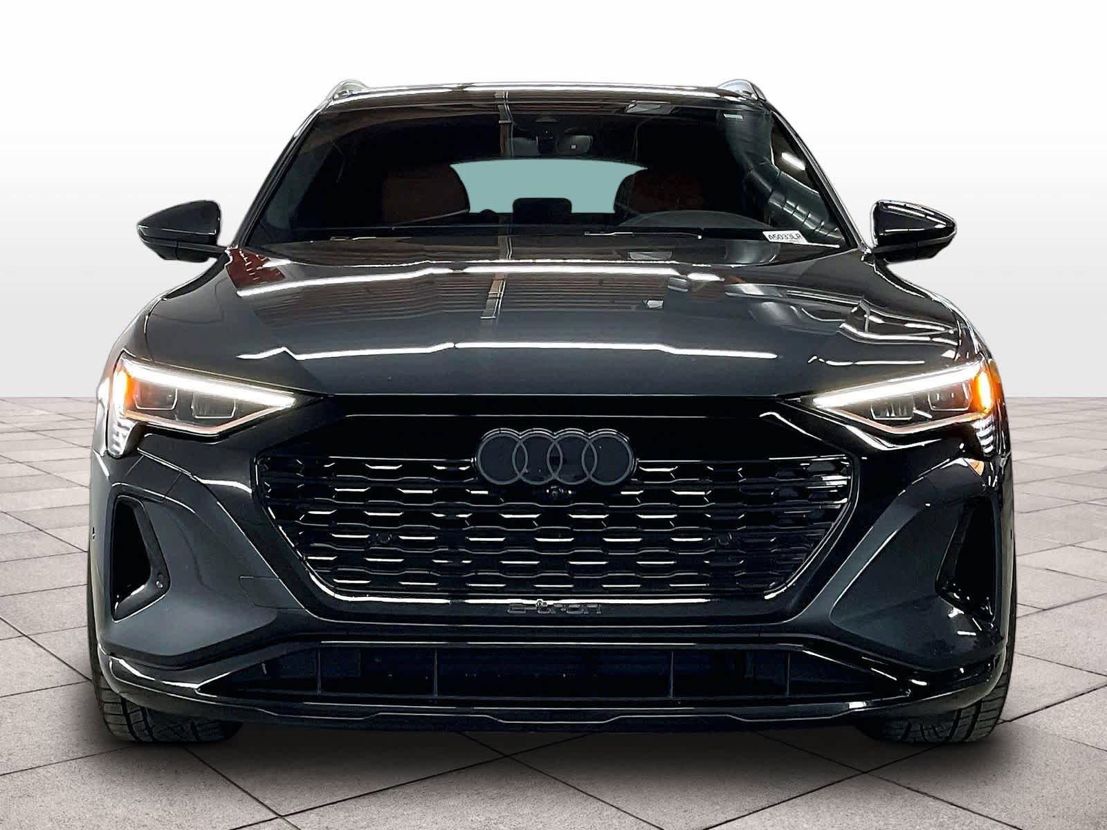 Used 2024 Audi Q8 e-tron Premium Plus w/ Premium Plus Package AWD/4WD image 3