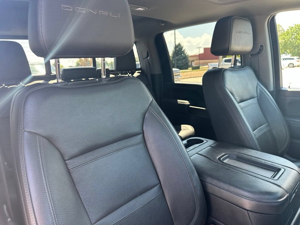 Certified 2020 GMC Sierra 3500 Denali w/ Denali Ultimate Package AWD/4WD image 32