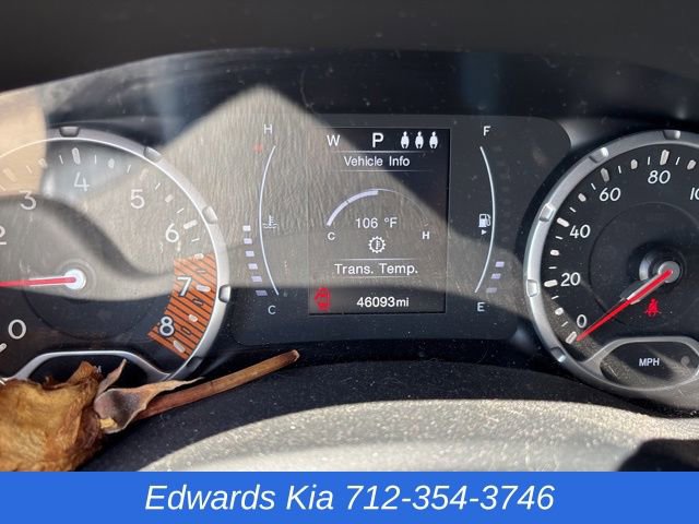 Used 2019 Jeep Renegade Latitude w/ Cold Weather Group image 15